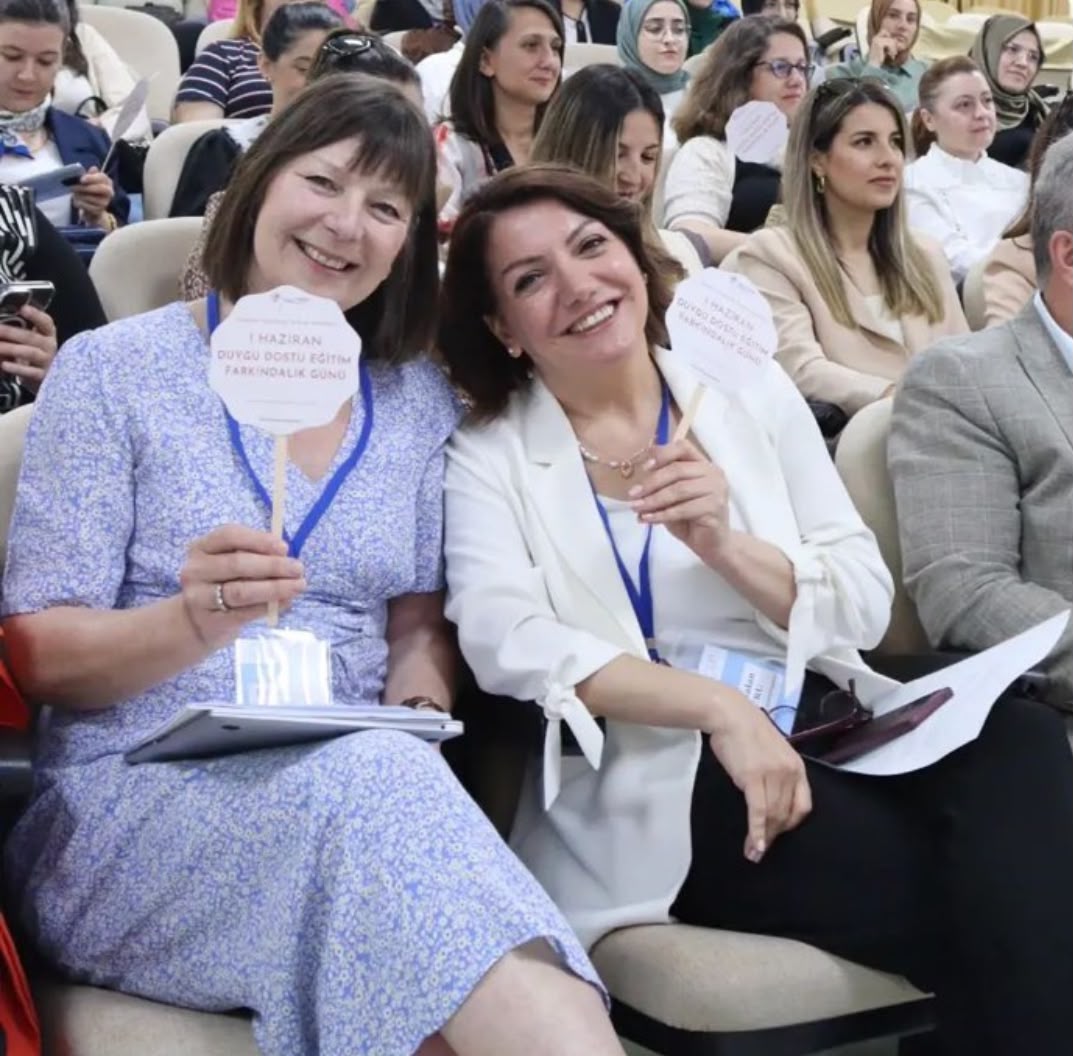 1 Haziran Duygu Dostu Eğitim Farkındalık Günü
