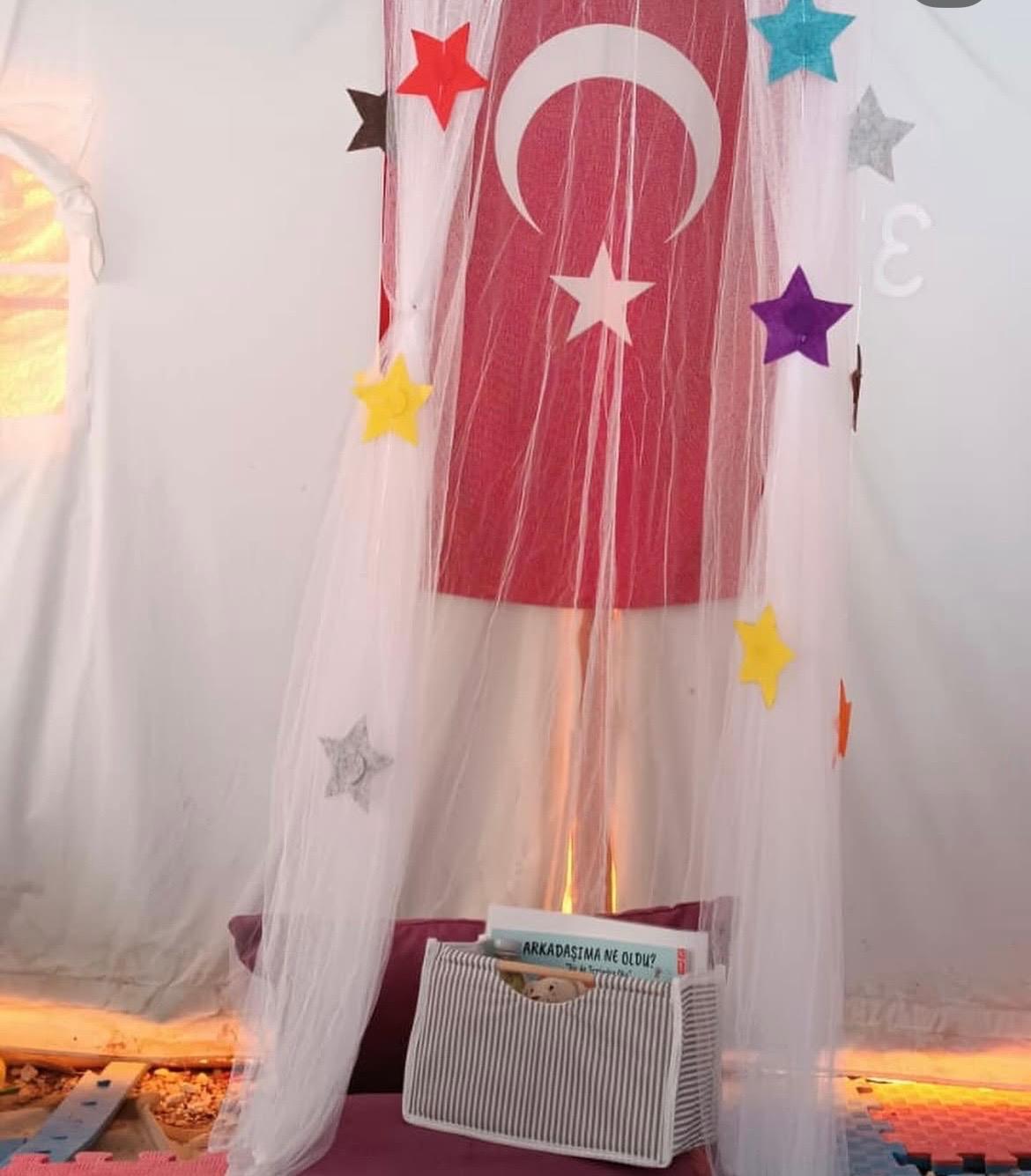 Depremzede Çocuklara Duygu Dostu Olalım projesi